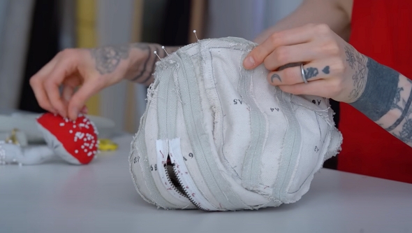 頭蓋骨 バッグ作り