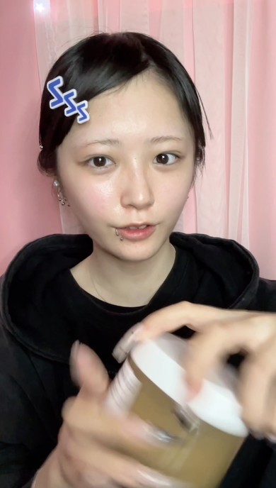 “色白男装メイク”で大変身