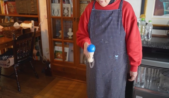 92歳のおばあちゃん、毎日のルーティンと一人暮らしの日常