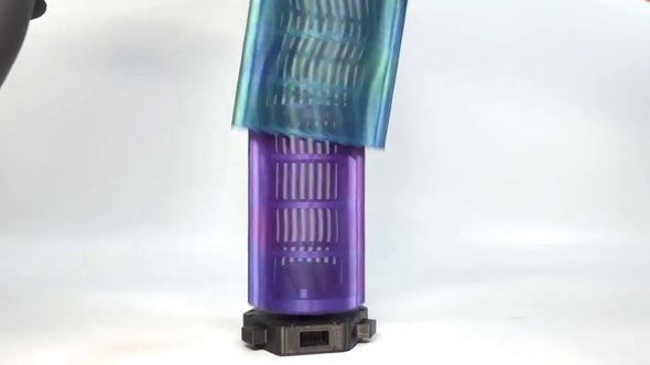 入れ子になっており少し細い物を内包していた歯車ペンスタンド