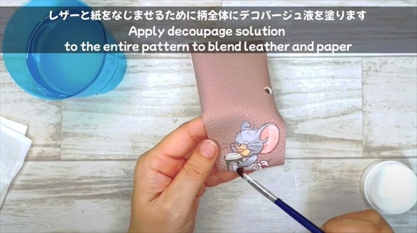 お気に入りの紙袋とセリアのフェイクレザーでミニポーチ