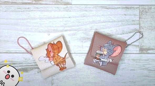 お気に入りの紙袋とセリアのフェイクレザーでミニポーチ