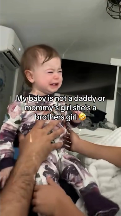 お兄ちゃんが大好きな赤ちゃん