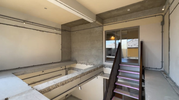 変わった 間取り 築古 物件 魔改造 天井 ぶち抜き 賃貸 DIY 内見