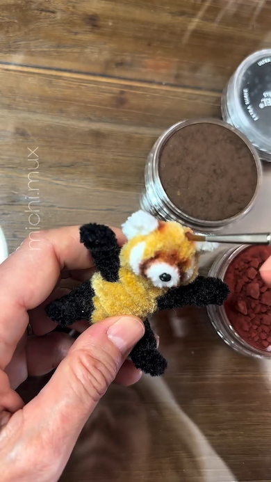 モールでレッサーパンダ作り