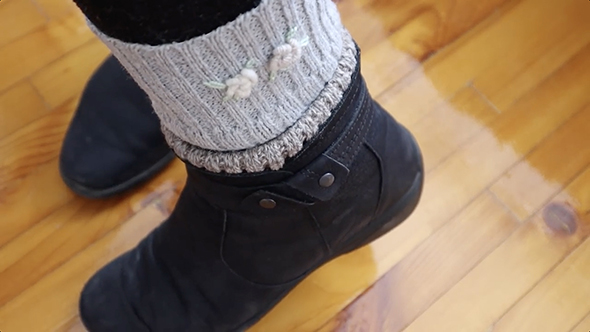 古いセーターの袖を再利用