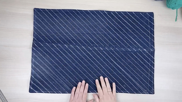 古いデニムと毛糸で作るマット