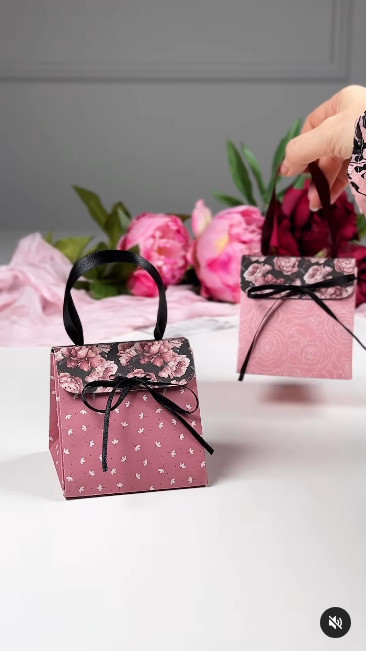 持ち手を作っているところ