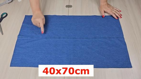 デニム生地のビーチバッグ