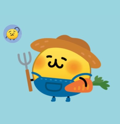 笑顔の黄色いキャラクターが、つなぎを着て麦わら帽子をかぶり、手にフォークとにんじんを持っている