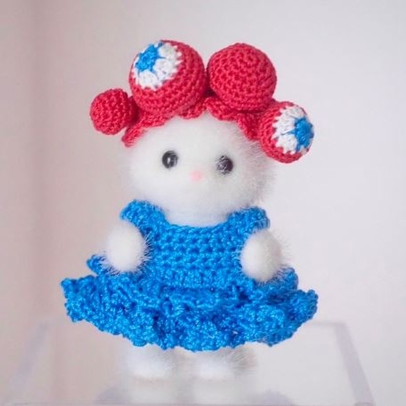 シルバニアファミリーをミャクミャク概念コーデ