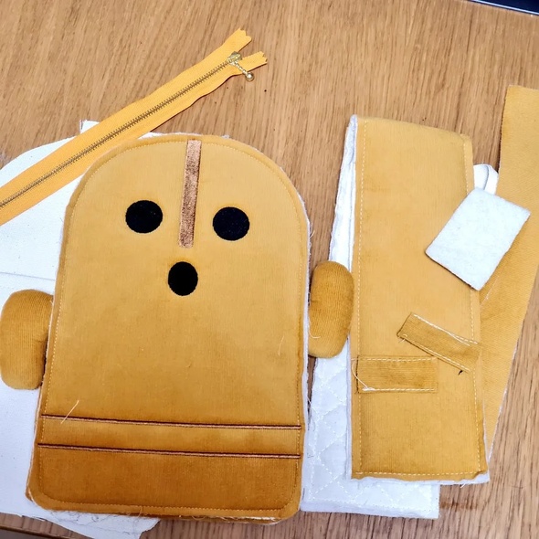 はにわの裁縫セットがカタログになくて落ち込む息子に母が……