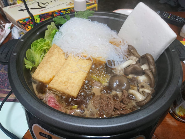 すきやき はんぺん 入れたら 吸収 膨張 デカくなった 鍋