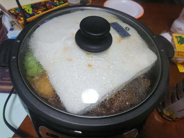 すきやき はんぺん 入れたら 吸収 膨張 デカくなった 鍋