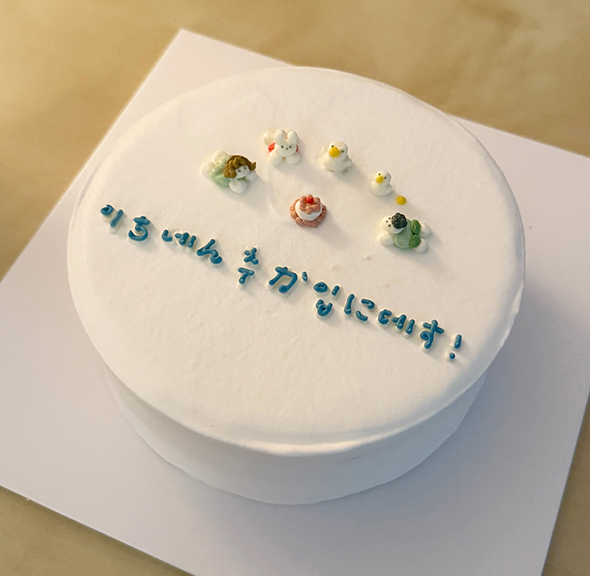 彼氏が用意した記念日ケーキ