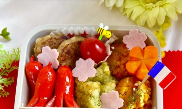 ミャクミャク弁当