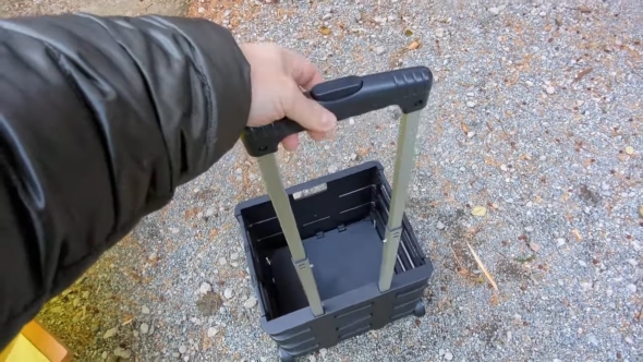 キャリー組み立て