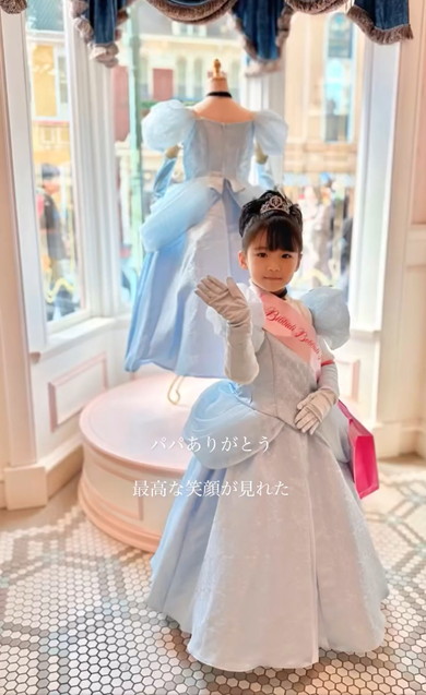 シンデレラに変身した女の子