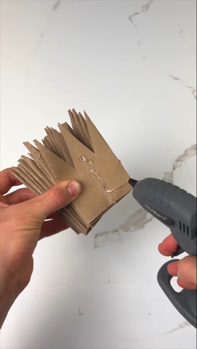 トイレットペーパーの芯で工作