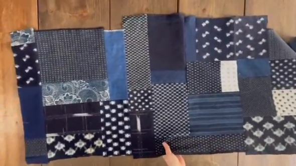 ハギレを縫い合わせた布