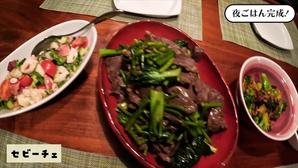 冷蔵庫の中にあるものだけ料理を作る高岡早紀