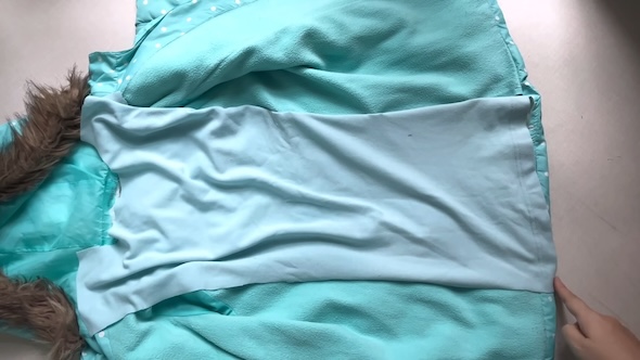 アウターの身幅を広げる