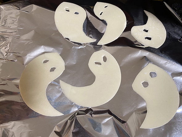 ギョウザの皮でおばけチップスを作ったら