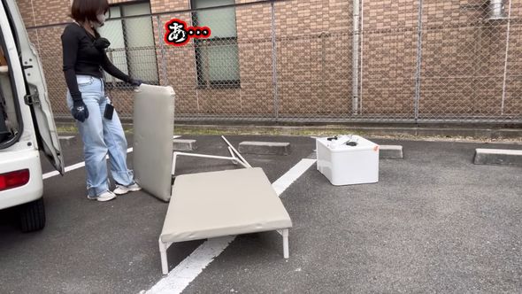 自分のミスに気付き硬直する投稿者