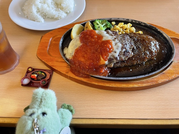 ジョイフルにめっちゃ良いガチャあったから同じの食べた