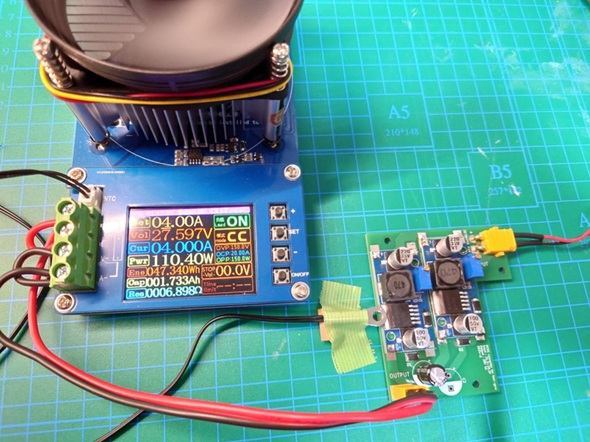 部品の負荷試験の様子